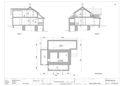 Bildet viser snittegninger (Snitt A og Snitt B) og et kjellerplan for en eksisterende hus.
