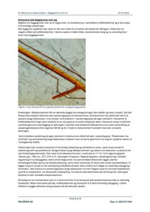 Et fotografi av en tegning (kalt 'kartsnitt') som viser en bygning og en vei.