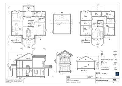 En samling tegninger som viser etasjeplaner (Plan 1. etasje, Plan 2. etasje), situasjonsplaner (Garasje/Sportsbod), snittegninger (SNITT A-A, B-B, C-C) og fasadeutsnitt (W).