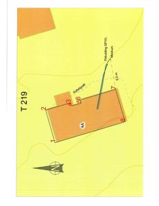 Situasjonsplan som viser tomtens form, bygningens plassering (4A), naboarealer, og tekniske forhold som kabelgrøft og avstandsmarginer.