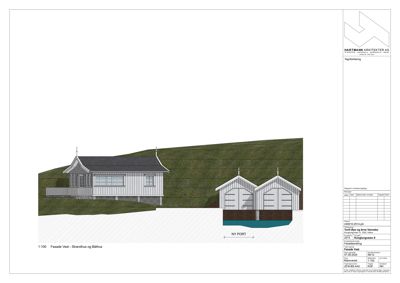 Fasadetegning som viser bygningens utseende fra vest, inkludert Strandhus og Båthus med ny port.