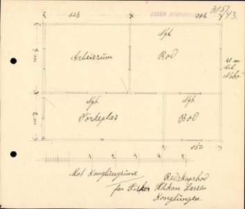 Etasjeplan (eller etg.) for en bygning, sannsynligvis et skip eller båthus, med rombetegnelser som 'Arkivrom', 'Førkeplas' og 'BOD'. Tegningen inneholder også mål og skriftlige notater.