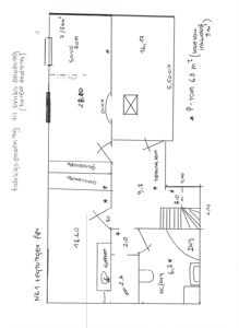 Håndskrevet etasjeplan (NR1) som viser romfordeling, mål og areal for en bolig.