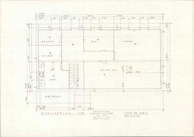 Kjellerplan for et hus med romfordeling (brensel, hobby, bod, vask, redskapsrom) og dimensjoner.