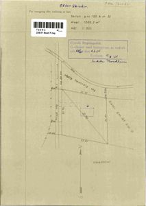 Situasjonsplan som viser eiendomsgranser, vegforhold og areal for Seltun gnr. 123 b. nr. 32.