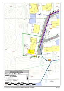 Situasjonskart som viser tomtens beliggenhet i forhold til nabolag, veier og eksisterende bygninger.