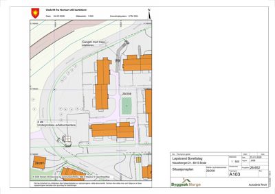 Situasjonsplan som viser bygningenes plassering i forhold til veier, naboeiendommer og infrastruktur (f.eks. avfallcontainere).