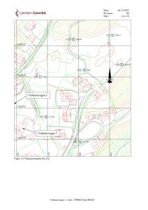 Situasjonsplan som viser tomtens beliggenhet i forhold til nabolag, vegnett og høydemålinger.