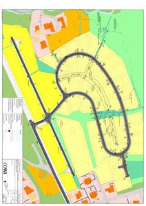 Situasjonsplan som viser tomtens beliggenhet i forhold til nabolag, veier, vannløp og eksisterende bebyggelse.