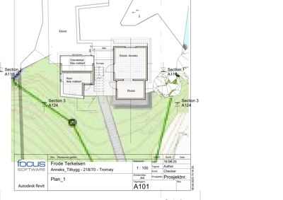 Situasjonsplan som viser plassering av en nybygget annex i forhold til eksisterende bygninger og terrengforhold.