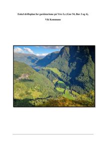 Fotografi av et fjellandskap med en dal og fjord i bakgrunnen.