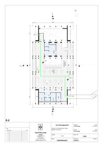 Etasjeplan (E-2) av Ure Visningssenter som viser romfordeling, dimensjoner og orientering.