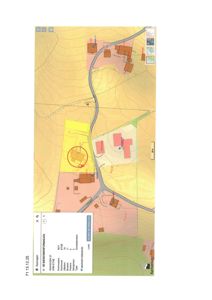 Kartutsnitt (Kartverket) som viser eiendomsgrenser, vegnett og topografi for eiendommen Adalvegen 27.