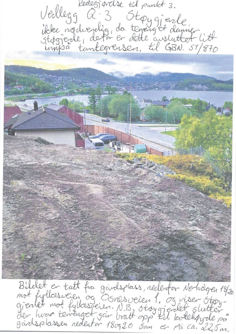 Fotografi av en tomt med en skriftlig beskrivelse av området og en vedleggshenvendelse.