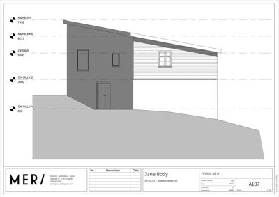 Fasadetegning som viser bygningens utseende fra siden, med oppgitt høyder (MØNE, GESIMS, OK GULV) og vinduer/dører.
