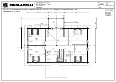 Etasjeplan for første etasje (First floor) som viser romfordeling, dører, vinduer og mål.