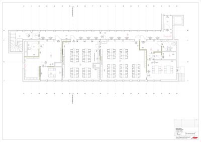 Etasjeplan som viser romfordeling, møblering og funksjoner i et kontorbygg.