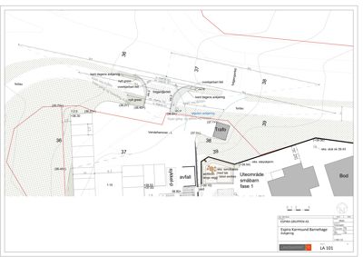 Situasjonsplan som viser terrengform, vegetasjon, anleggsgartneriske elementer og bygningsplasseringer.