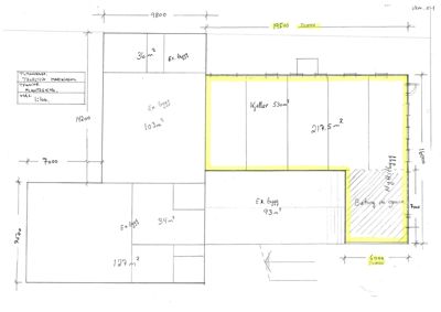 Etasjeplan (kjeller) med romareal, dimensjoner og merking av eksisterende bygg.