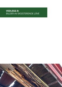 Fotografi av en eksisterende låve med synlig forfall i tømmeret.