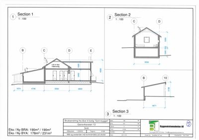 Tegning som viser tverrsnitt (snitt) av en bygning, med mål og detaljer for ulike etasjer.