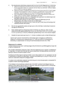 Fotografi av en eksisterende mellombelse avkjørsel med bil og trafikkregulering.