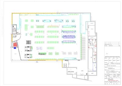 Etasjeplan som viser romfordeling, møbeloppsett og funksjonsområder i et bygg.