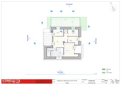 Etasjeplan (2. etasje) som viser romfordeling, veggposisjon og fasaderetning.