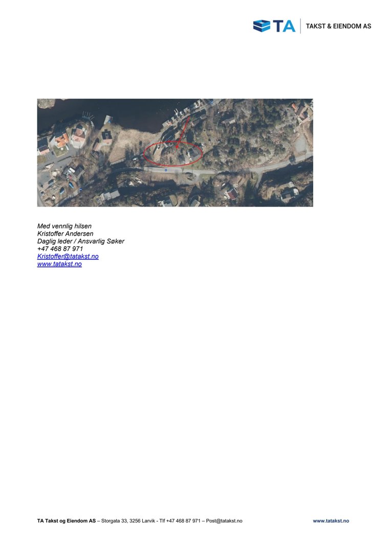 Flyfoto av et område med hus og natur, med en rød sirkel som markerer en spesifikk tomt eller bygning.