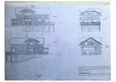En håndtegnet fasadetekning som viser bygningens utsyn fra fire sider (Nord, Vest, Syd, Øst).