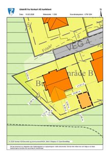 Situasjonsplan (tomtekart) som viser tomtens grenser, bygningers plassering, veier og friarealer.