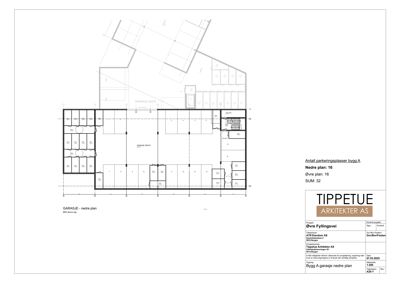 Plantegning av garasjeanlegg (nedre plan) med oppgitt antall parkeringsplasser.