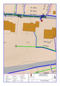 Situasjonsplan (VA-kart) som viser vann- og avløpsledninger, høydemålinger og bygningsplasseringer.