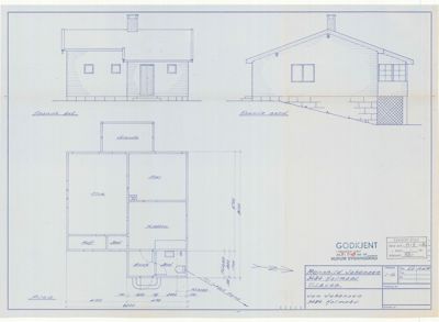 Bildet viser en arkitektonisk tegning med et etasjeplan (plantegning) av en bolig, samt to fasadetekninger (oppriks) øverst. Det er også inkludert en godkjent-stempel og en tegningsliste.