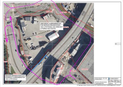 Flyfoto med overlagte ruter som viser kjøre- og utrykningsmønster for Bergen brannvesen.