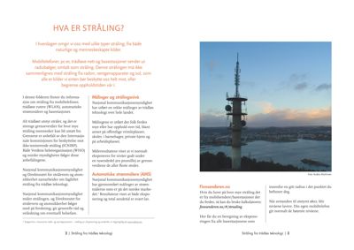 Fotografi av en mobilbasestasjon med antenner og utstyr.