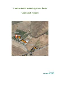 Satellittbilde (kart) som viser eiendommen Rakeievegen 112 med omgivende felt og veier.