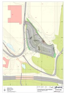 Situasjonsplan som viser plassering av et nytt parkeringsanlegg (Grenlandssporten) i forhold til eksisterende infrastruktur, topografi og nabolag.