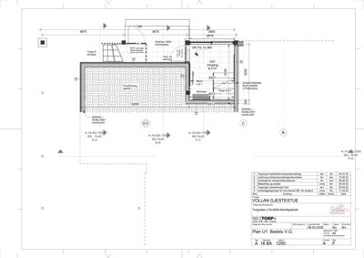 Etasjeplan (U1) for en bygning, som viser romfordeling, dimensjoner og snittreferanser.