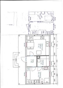 Etasjeplan med romfordeling, mål og areal for et leilighet eller hus.
