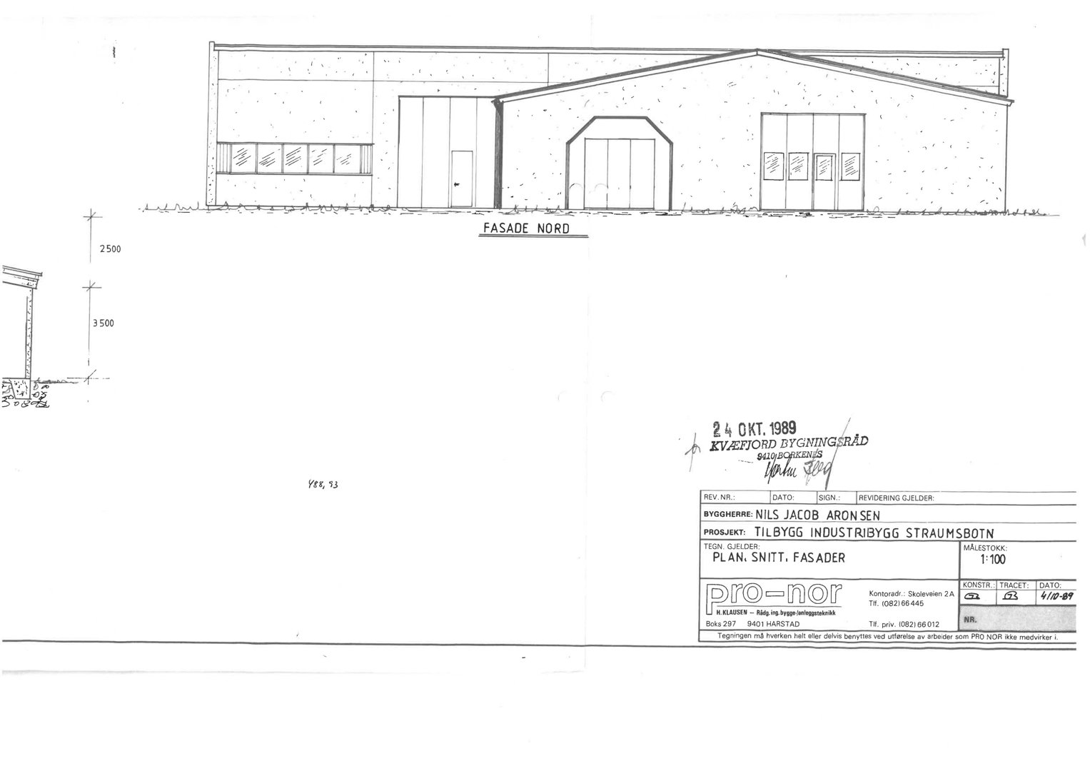Tegning som viser fasaden sett fra nord (FASADE NORD) med mål og detaljer.