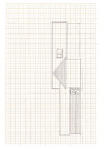 En tegning som viser etasjeplan for en bygning, med romfordeling, vinduer og en trapp.