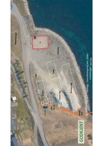 Oversiktskart (situasjonsplan) som viser tomtens beliggenhet, eksisterende bygninger (Kontor, Lopp, Karrier), infrastruktur (veier, vann, kloakk) og arealbruk.