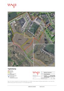 Flyfoto med overlagte linjer og tekst som viser arealer med matjord og gummigranulat.