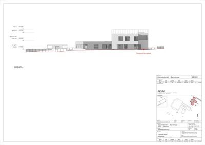 Fasadetegning (opprikk) av en bygning sett fra nord, med høydeangivelser og situasjonsplan i hjørnet.