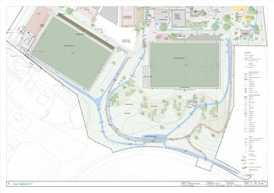 Situasjonsplan som viser tomtens topografi, vannløp, vegetasjon og plassering av nye og eksisterende bygninger.