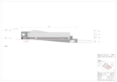 Fasadetegning (opprikk) av bygning sett fra vest, med høydemål og konstruksjonsdetaljer.