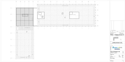Etasjeplan eller plantegning som viser romfordeling, vegger og innvendig oppsett av et bygg.