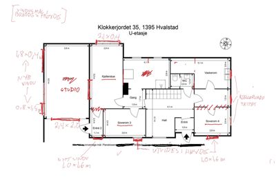 Etasjeplan for U-etasjen i en bolig, med romnavn og mål. Bildet inneholder også håndskrevne notater om endringer.