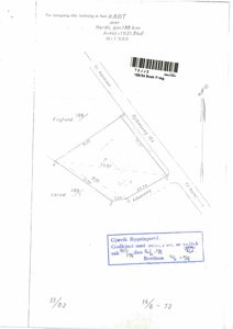 Situasjonsplan (tomtekart) som viser eiendomsform, gnr/bnr, areal og nabolagsgrenser.